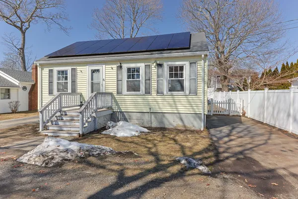 $399,900 | 6 Pine Street, Wareham, MA 02571