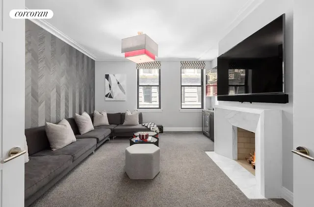 $11,500,000 | 235 West 75th Street, Unit 701 | Upper West Side