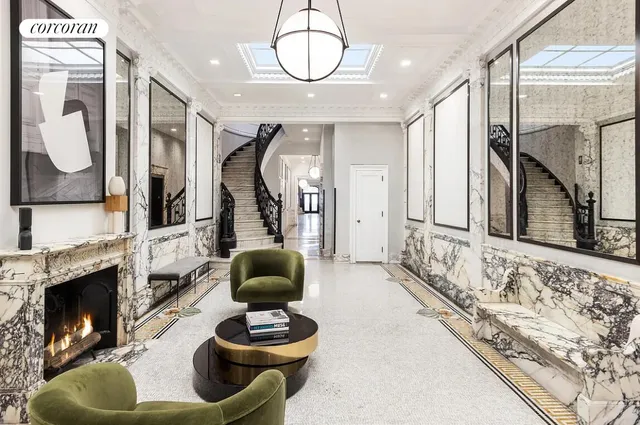 $11,500,000 | 235 West 75th Street, Unit 701 | Upper West Side