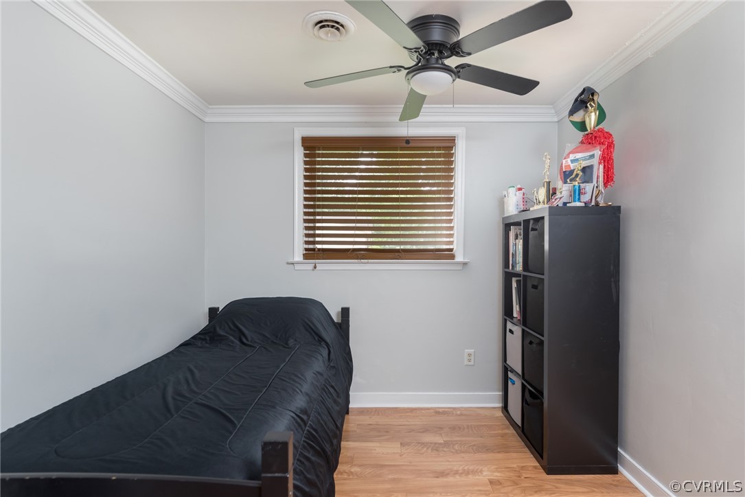 6424 Husting Road Chesterfield, VA 23832 - Photo 11 of 16 a living room with furniture and a window