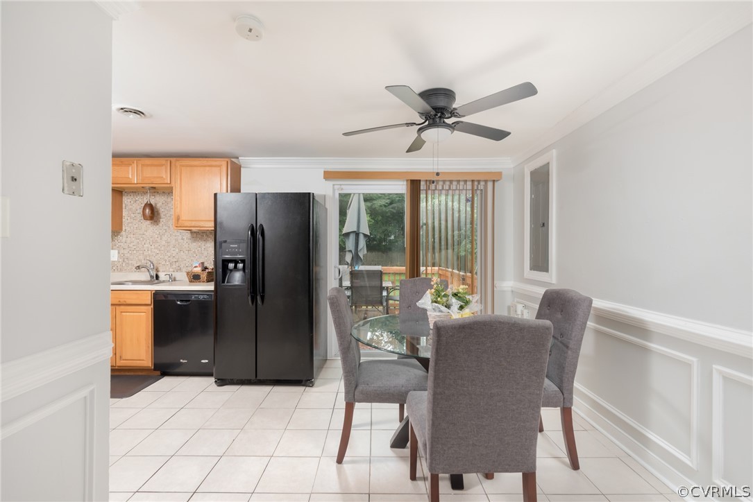 6424 Husting Road Chesterfield, VA 23832 - Photo 5 of 16 a dining room with furniture and a window