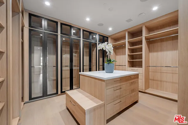 $8,000,000 | 3708 Brigantine Circle, Westlake Village, CA 91361