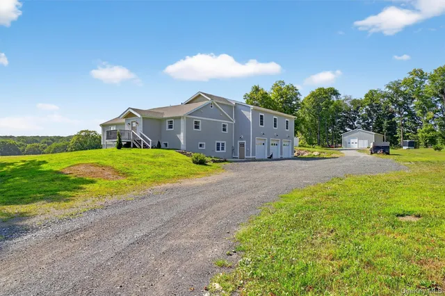 $699,999 | 2117 Highway 82, LaGrangeville, NY 12540