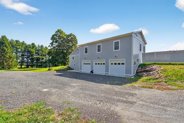 $699,999 | 2117 Highway 82, LaGrangeville, NY 12540
