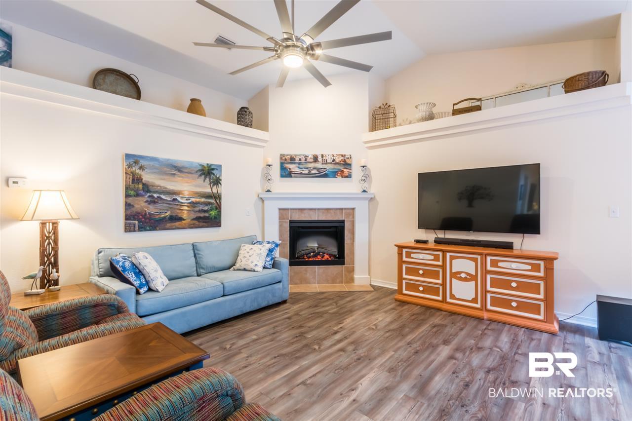 8905 Sage Drive Foley, AL 36535 - Photo 4 of 22 Living Room