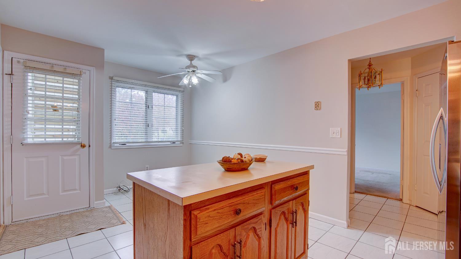 40 B Rutland Lane Monroe Township, NJ 08831 - Photo 3 of 31