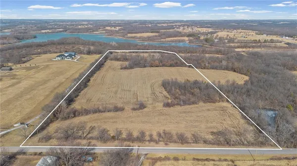 $700,000 | 9900 Northeast 172nd Street, Kearney, MO 64060