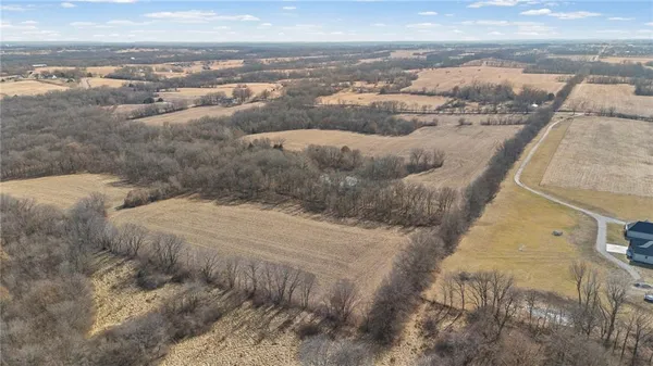 $700,000 | 9900 Northeast 172nd Street, Kearney, MO 64060