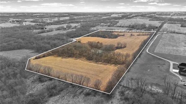 $700,000 | 9900 Northeast 172nd Street, Kearney, MO 64060