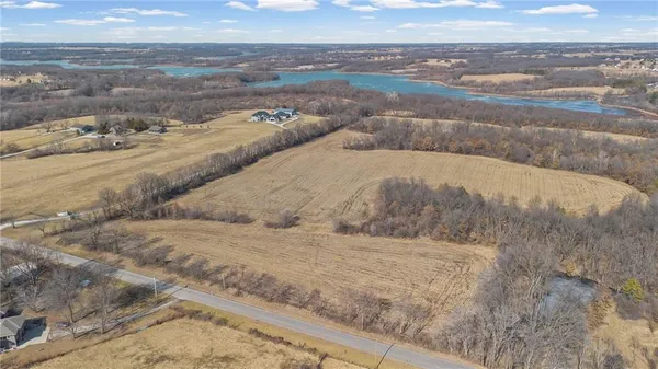 $700,000 | 9900 Northeast 172nd Street, Kearney, MO 64060