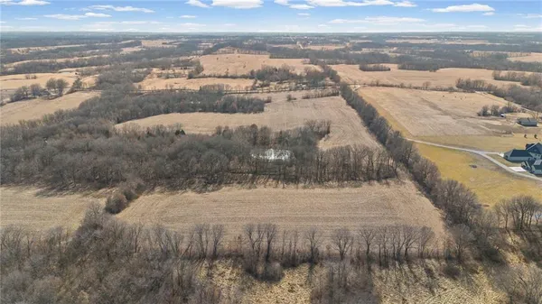 $700,000 | 9900 Northeast 172nd Street, Kearney, MO 64060