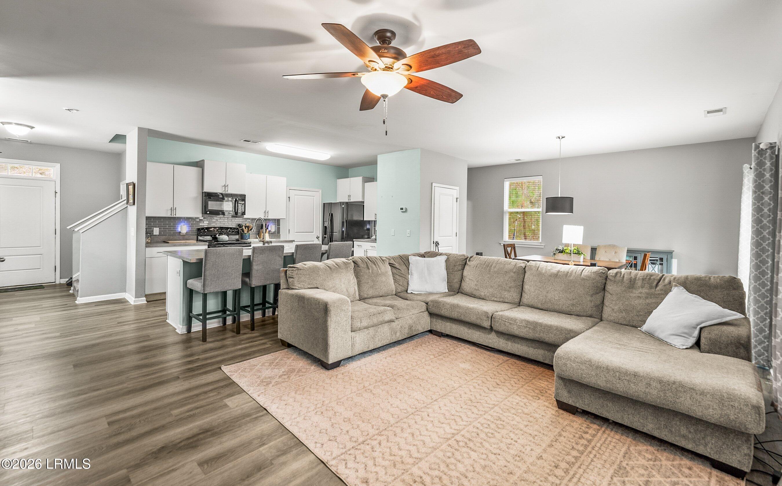 56 Holly Hall Road Beaufort, SC 29907 - Photo 5 of 31 DSC07987.jpg-SMALL