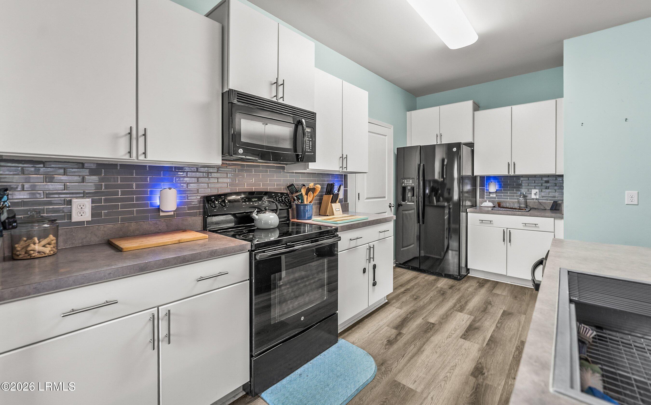 56 Holly Hall Road Beaufort, SC 29907 - Photo 10 of 31 DSC08017.jpg-SMALL