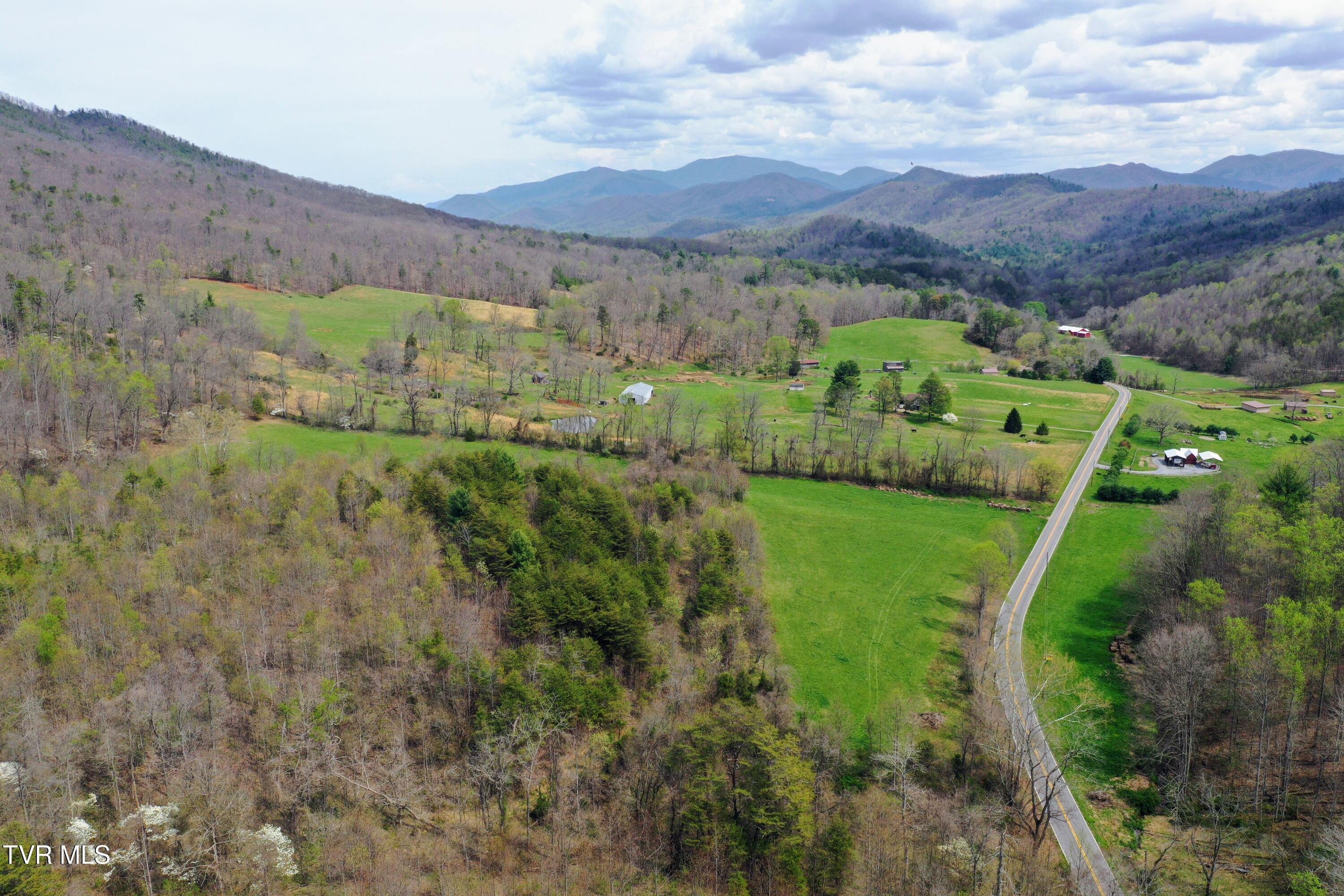 3b Rd Greeneville Tn 37743 Road Greeneville, TN 37743 - Photo 24 of 25 IMG_003