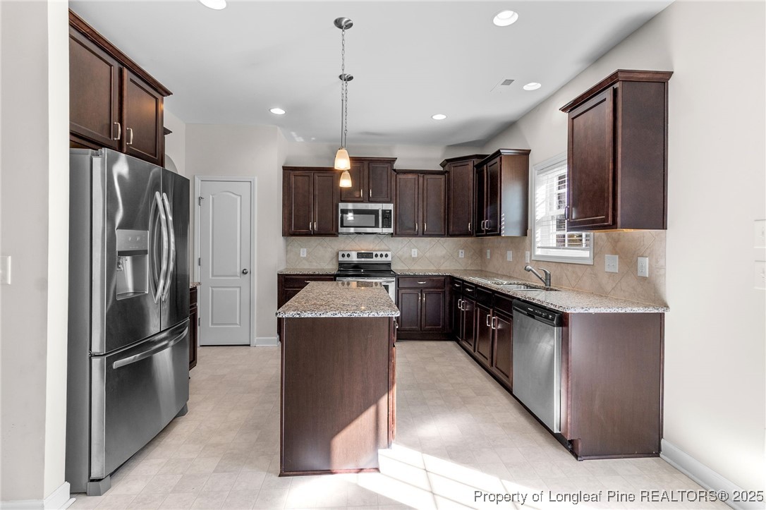 4095 Irwin Drive Aberdeen, NC 28315 - Photo 17 of 44