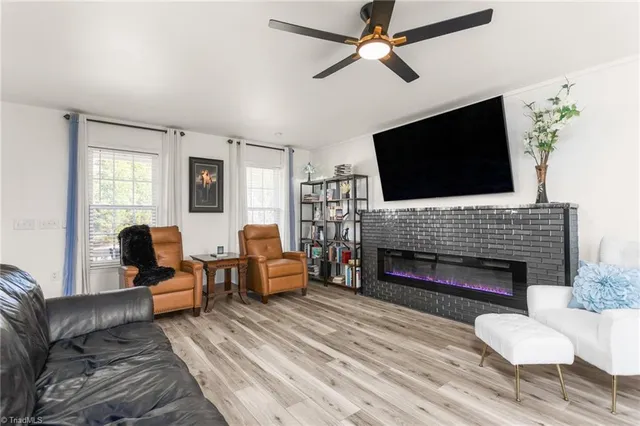 $469,900 | 107 Cottonwood Lane, Summerfield, NC 27358