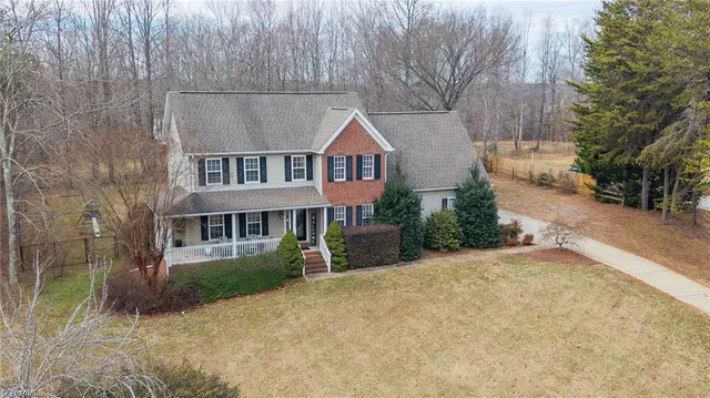 $469,900 | 107 Cottonwood Lane, Summerfield, NC 27358