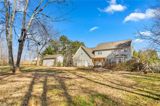 $469,900 | 107 Cottonwood Lane, Summerfield, NC 27358