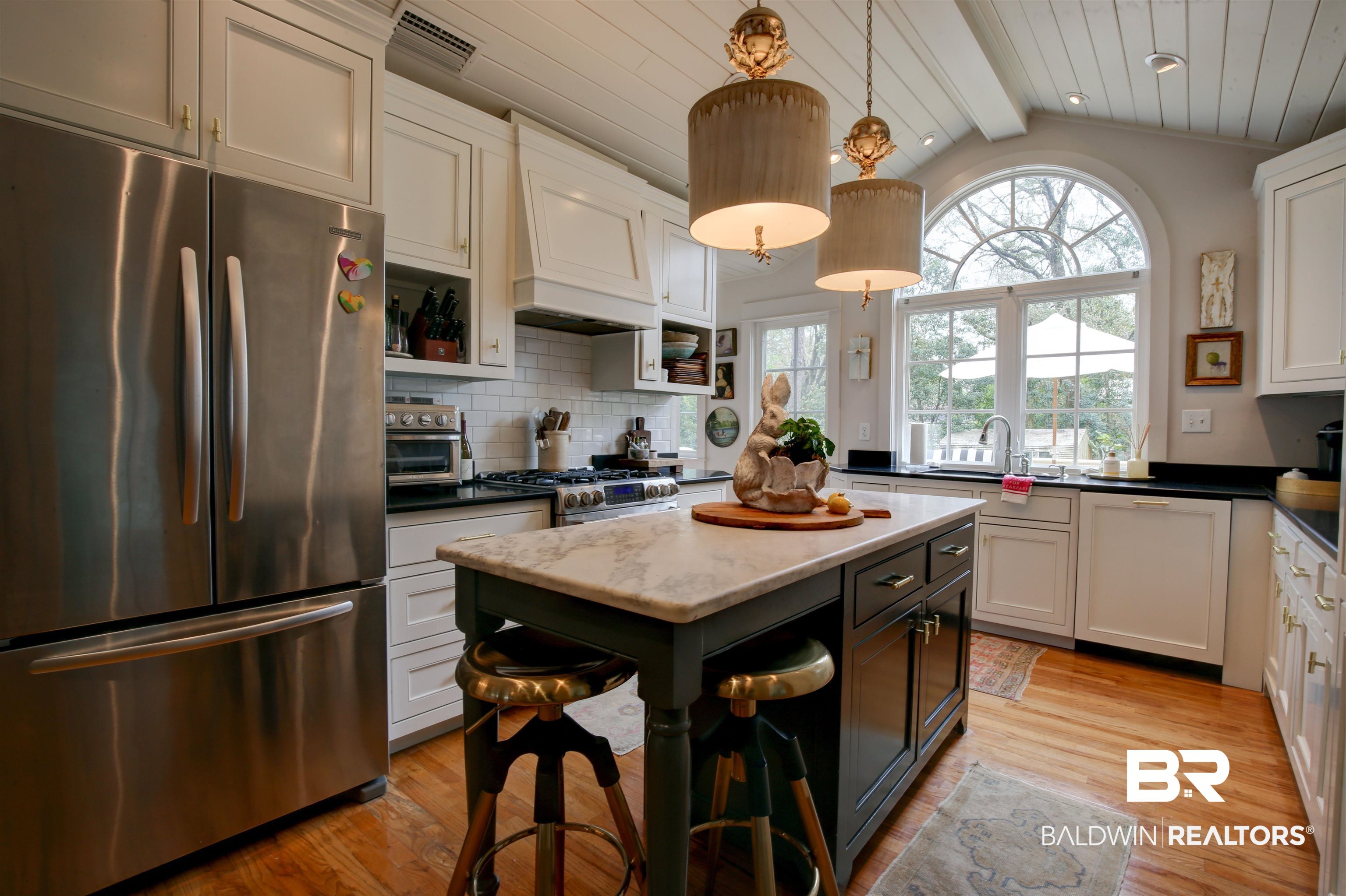 206 Pier Avenue Fairhope, AL 36532 - Photo 11 of 26 Kitchen