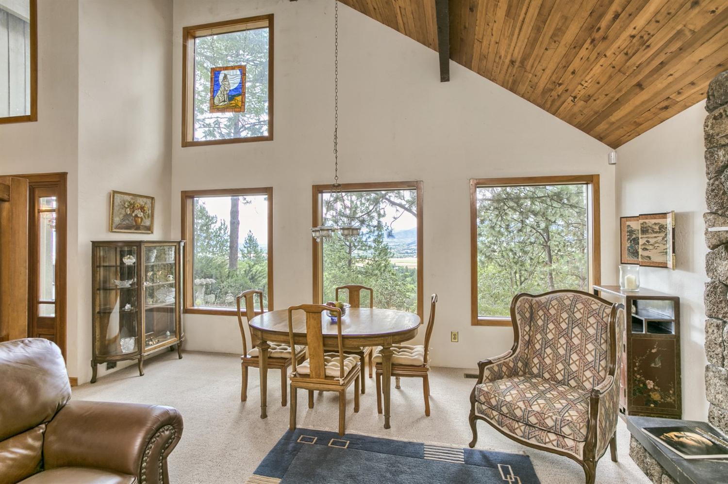 2257 Johns Peak Road Central Point, OR 97502 - Photo 16 of 35 Additional Photo