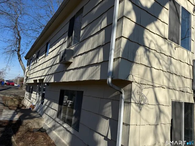 a building with a lot of windows on it