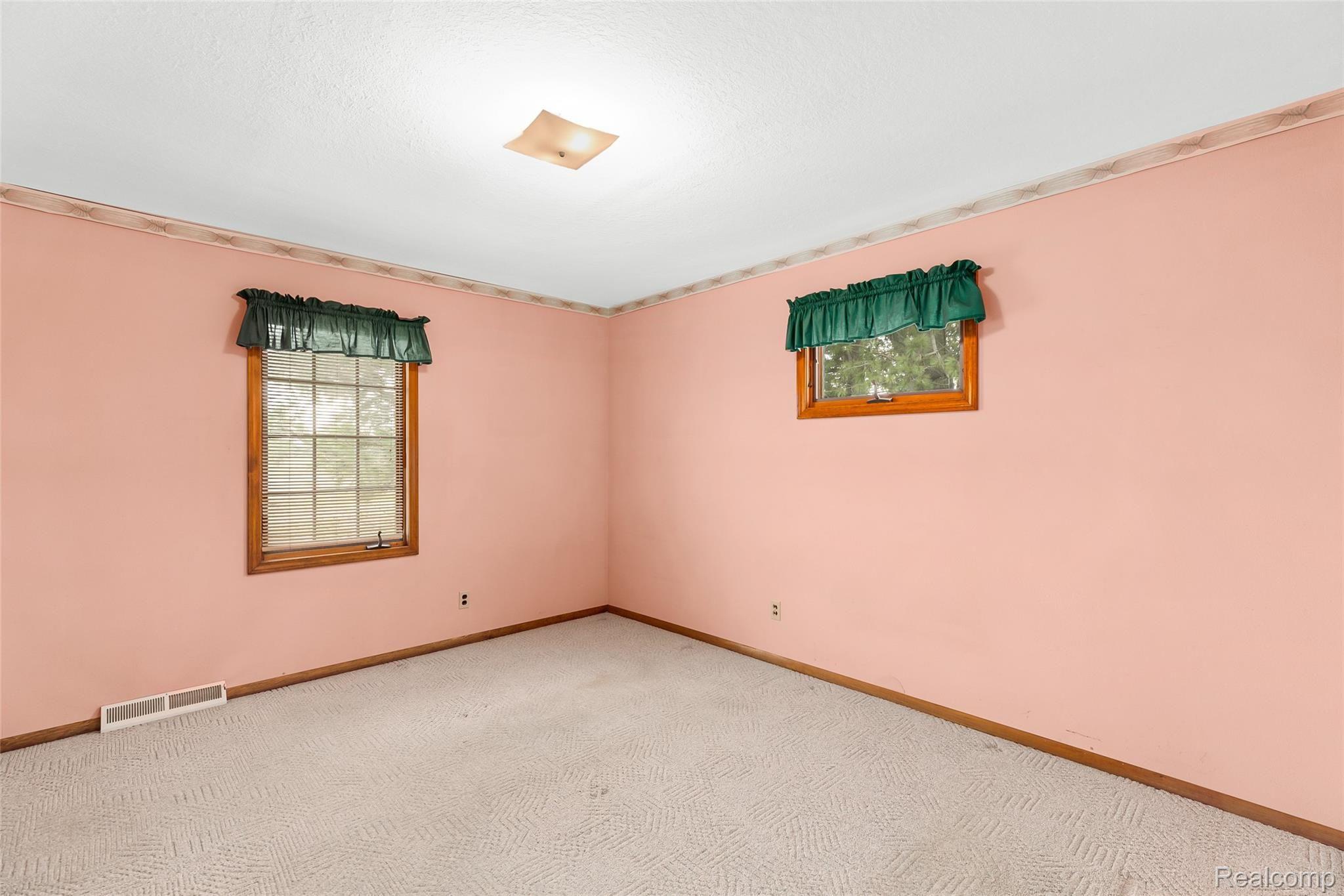 1951 Ida Maybee Road Monroe, MI 48162 - Photo 28 of 40 27.Bedroom1