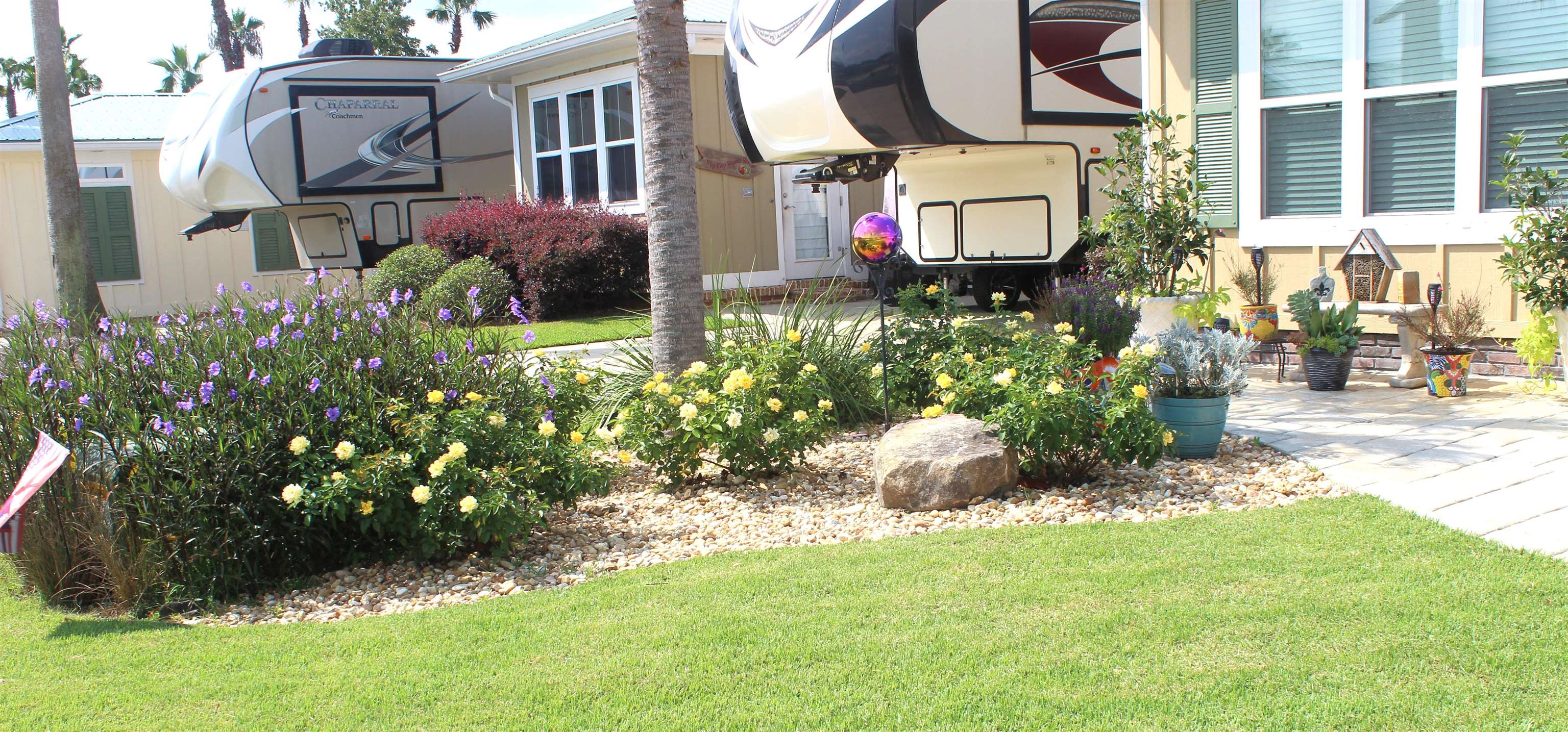 12107 Gateway Drive Elberta, AL 36530 - Photo 3 of 30 Landscaped Front yard