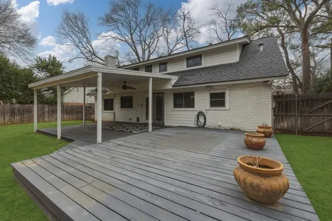 $299,000 | 806 Waggoner Drive, Arlington, TX 76013