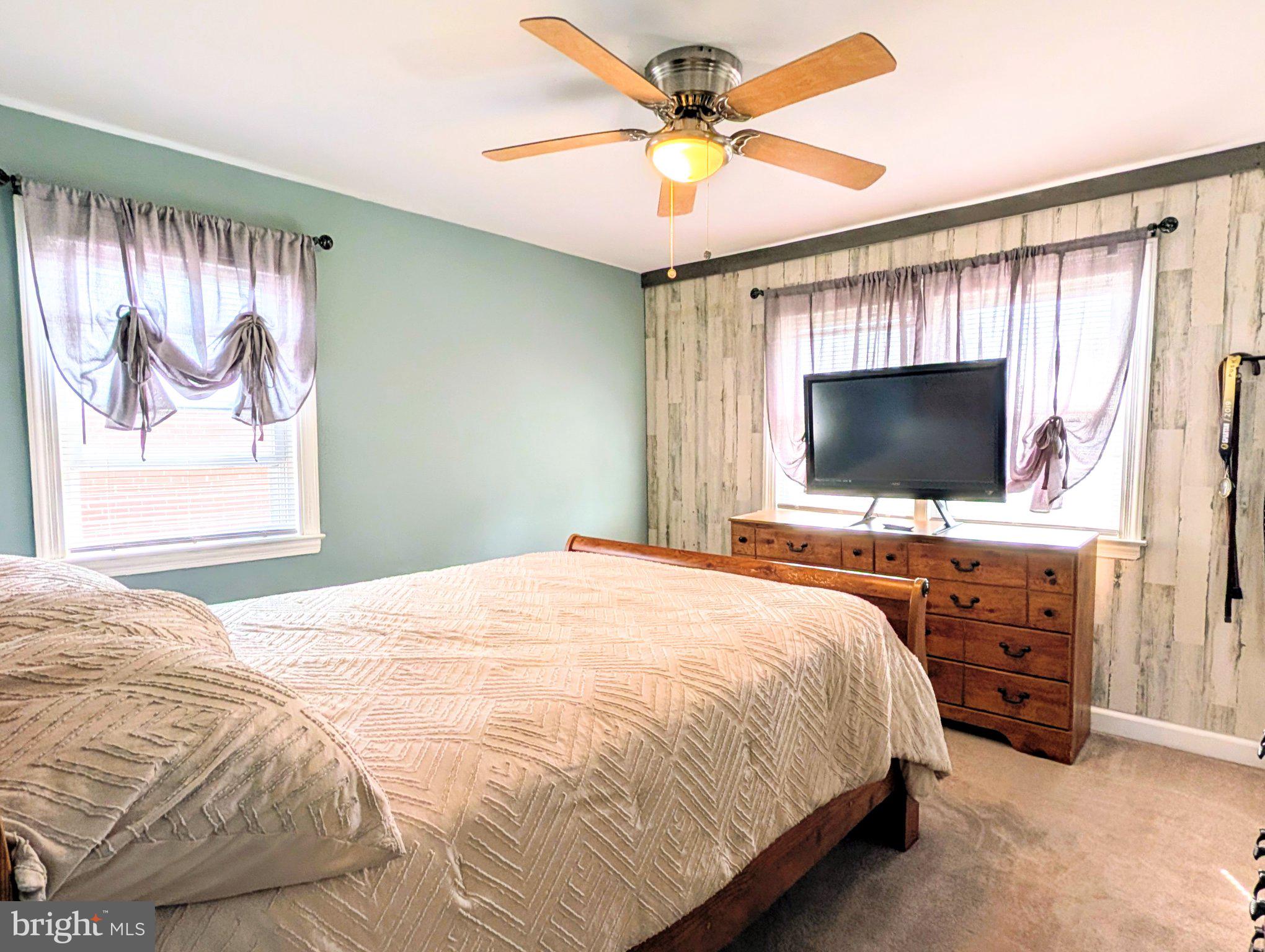 568 Michell Street Ridley Park, PA 19078 - Photo 20 of 41 Serene bedroom with natural light.