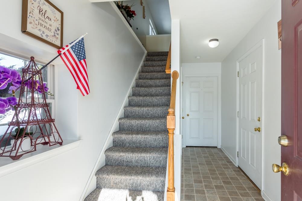 555 Pointe Drive Harrisonburg, VA 22801 - Photo 20 of 24 a view of an entryway