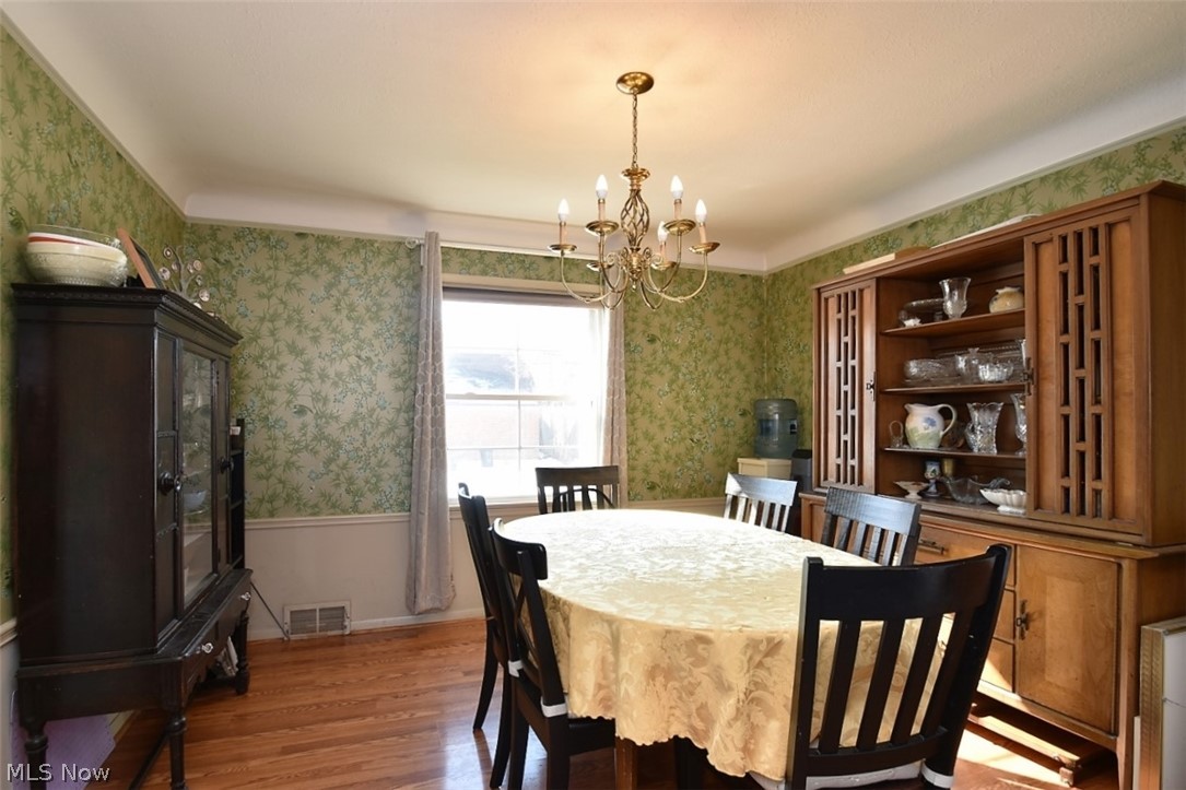 3690 Shannon Road Cleveland Heights, OH 44118 - Photo 10 of 23