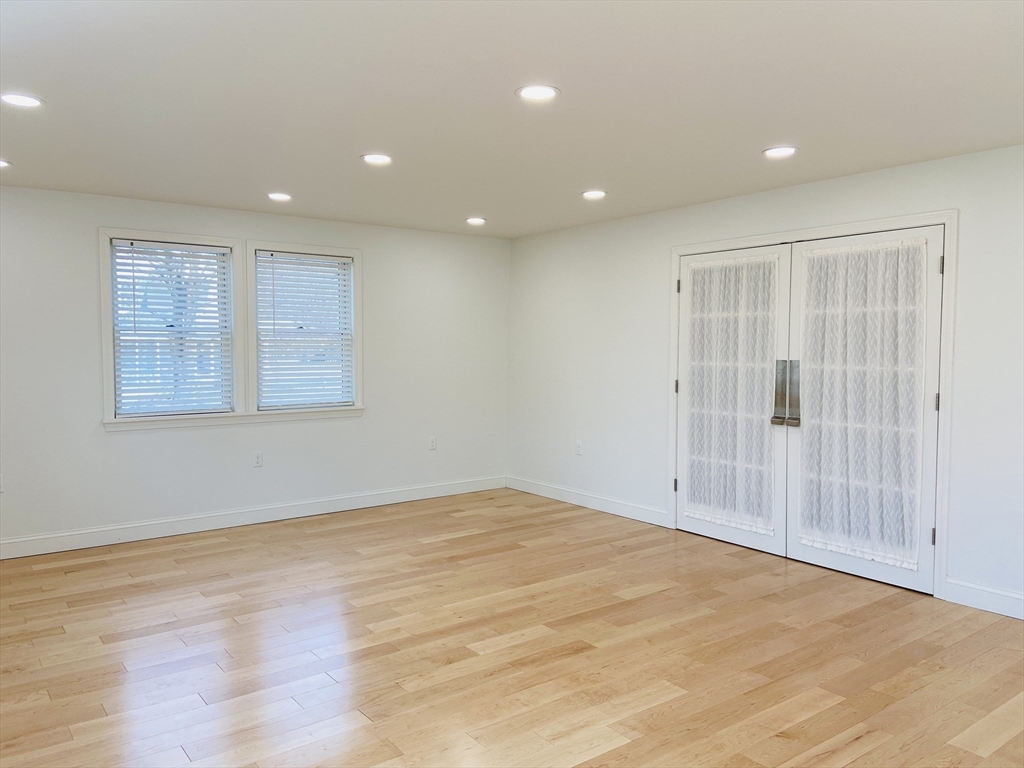 27 Prospect Street Hatfield, MA 01038 - Photo 15 of 27