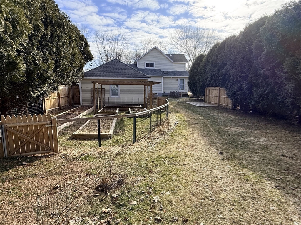 27 Prospect Street Hatfield, MA 01038 - Photo 26 of 27