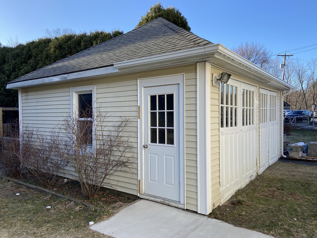 27 Prospect Street Hatfield, MA 01038 - Photo 5 of 27