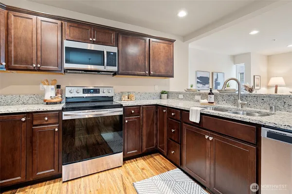 $425,000 | 2434 Yakima Court, Tacoma, WA 98405