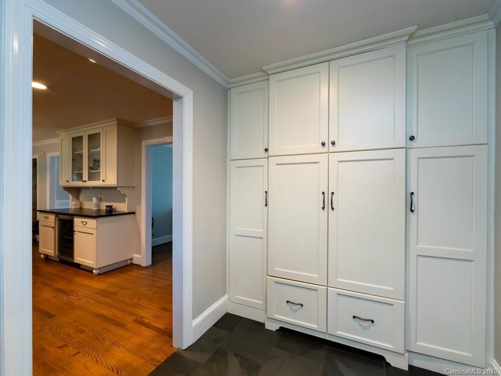1819 Cross Point Road Matthews, NC 28105 - Photo 18 of 39 Gallery Image 18