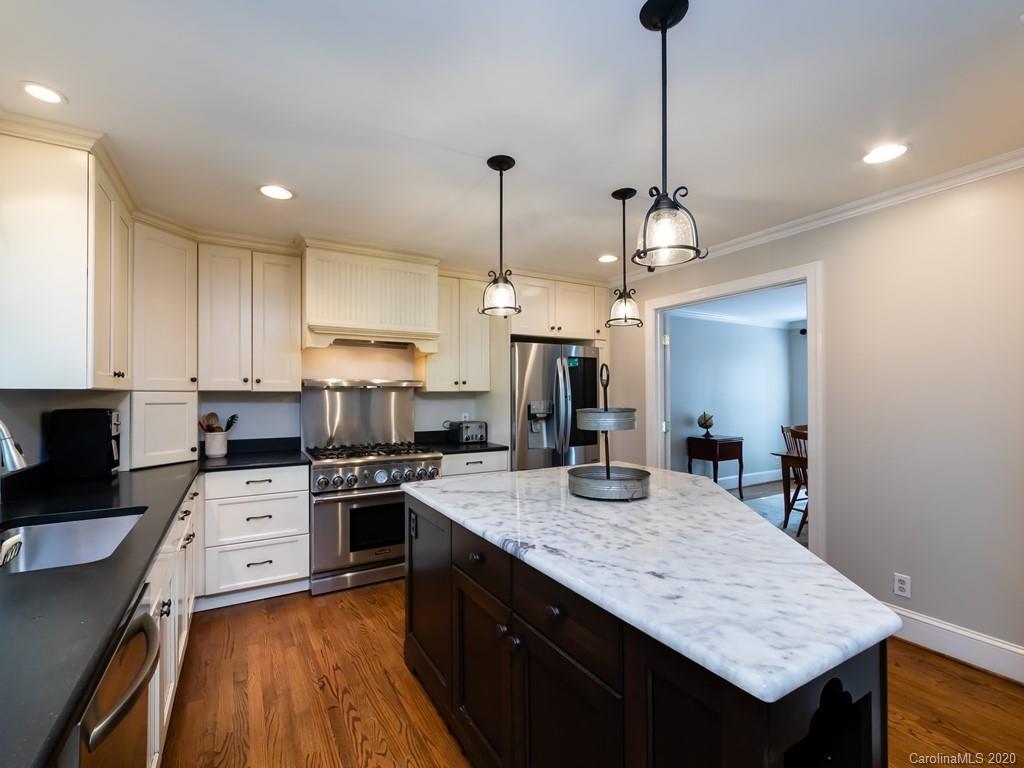 1819 Cross Point Road Matthews, NC 28105 - Photo 8 of 39 Gallery Image 8