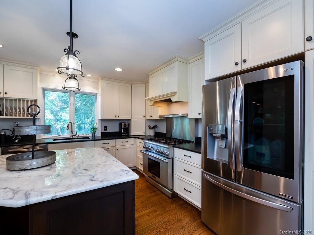 1819 Cross Point Road Matthews, NC 28105 - Photo 9 of 39 Gallery Image 9
