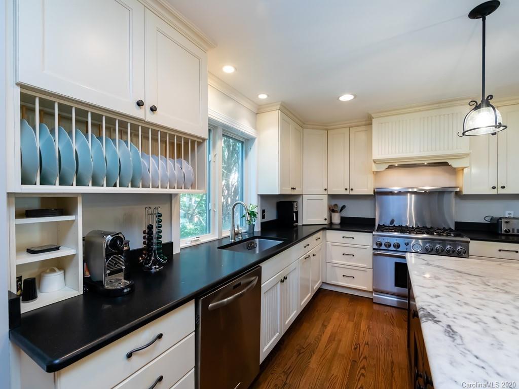 1819 Cross Point Road Matthews, NC 28105 - Photo 10 of 39 Gallery Image 10