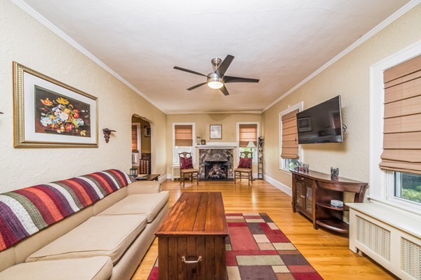 11 Vail Street Springfield, MA 01118 - Photo 6 of 21