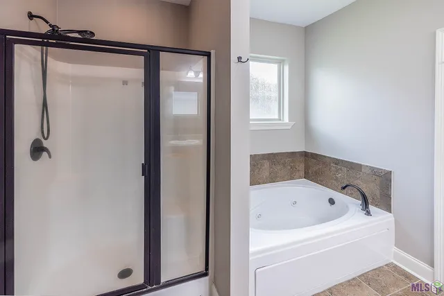 $239,500 | 167 Laverne Drive, Thibodaux, LA 70301