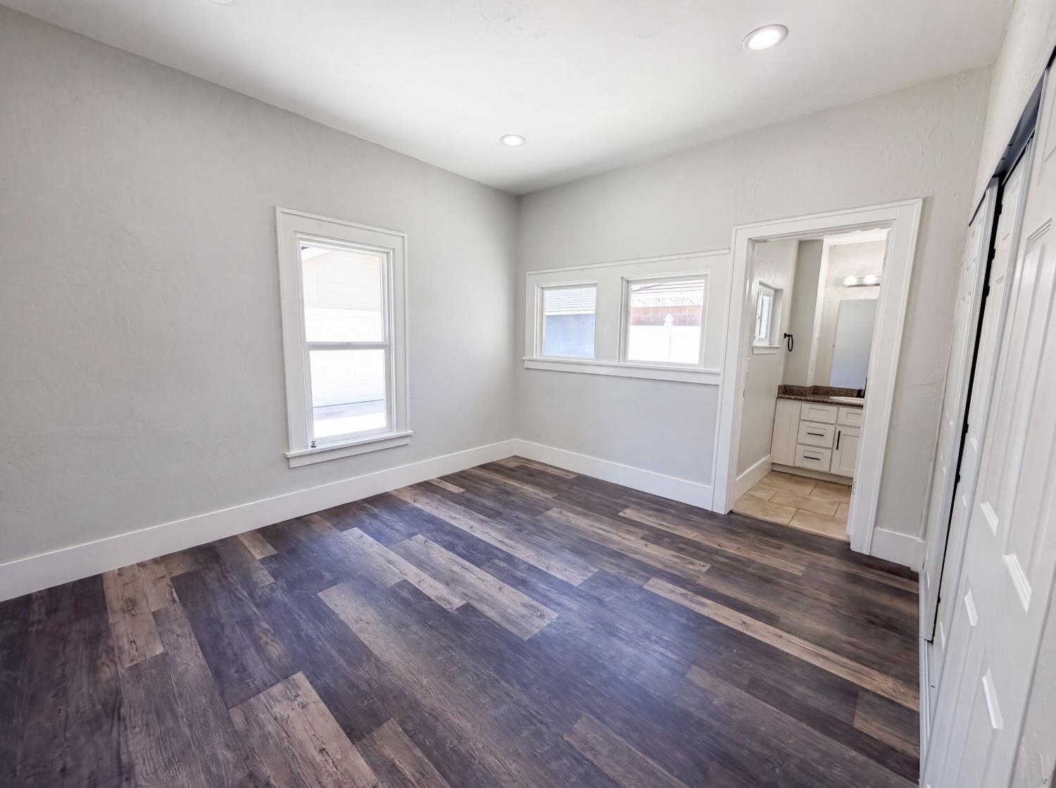 1860 West Willow Street Stockton, CA 95203 - Photo 17 of 27
