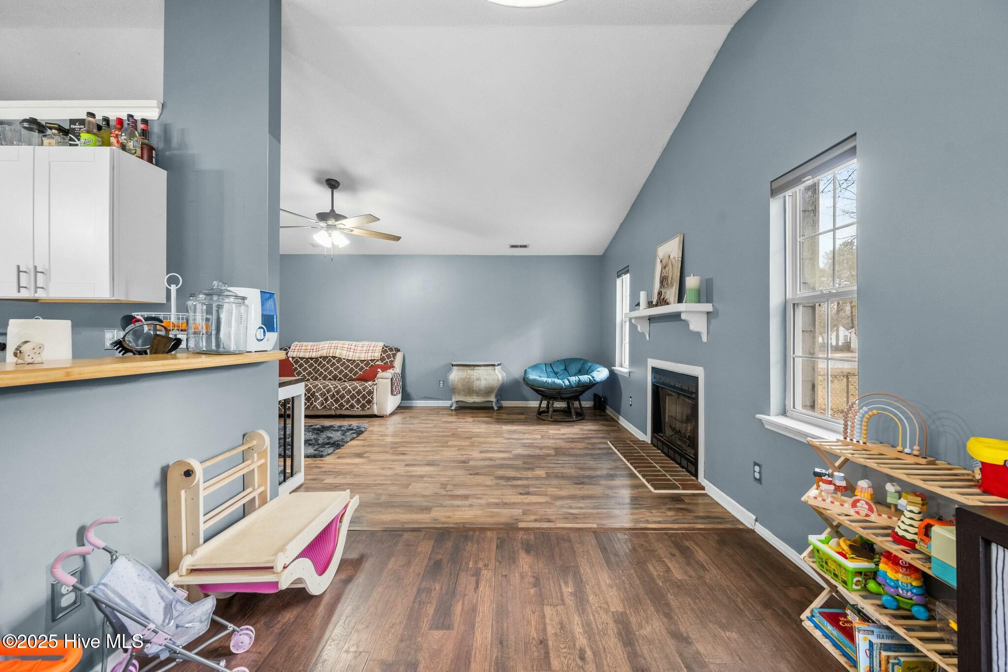 402 Ruddy Court Jacksonville, NC 28540 - Photo 10 of 50 tempImagexhhHQn