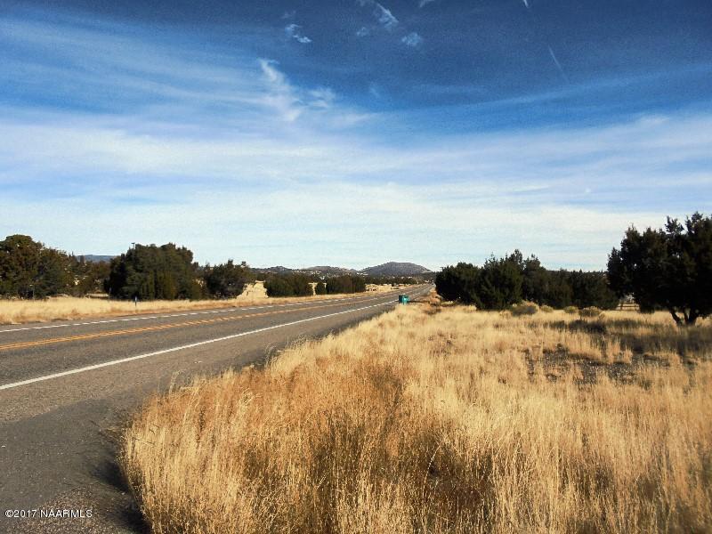 5901 Leupp Road Flagstaff, AZ 86004 - Photo 8 of 10 DSC00779