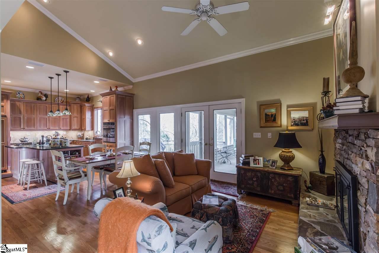 233 Bruce Farm Road Simpsonville, SC 29681 - Photo 15 of 36 Gallery Image 15