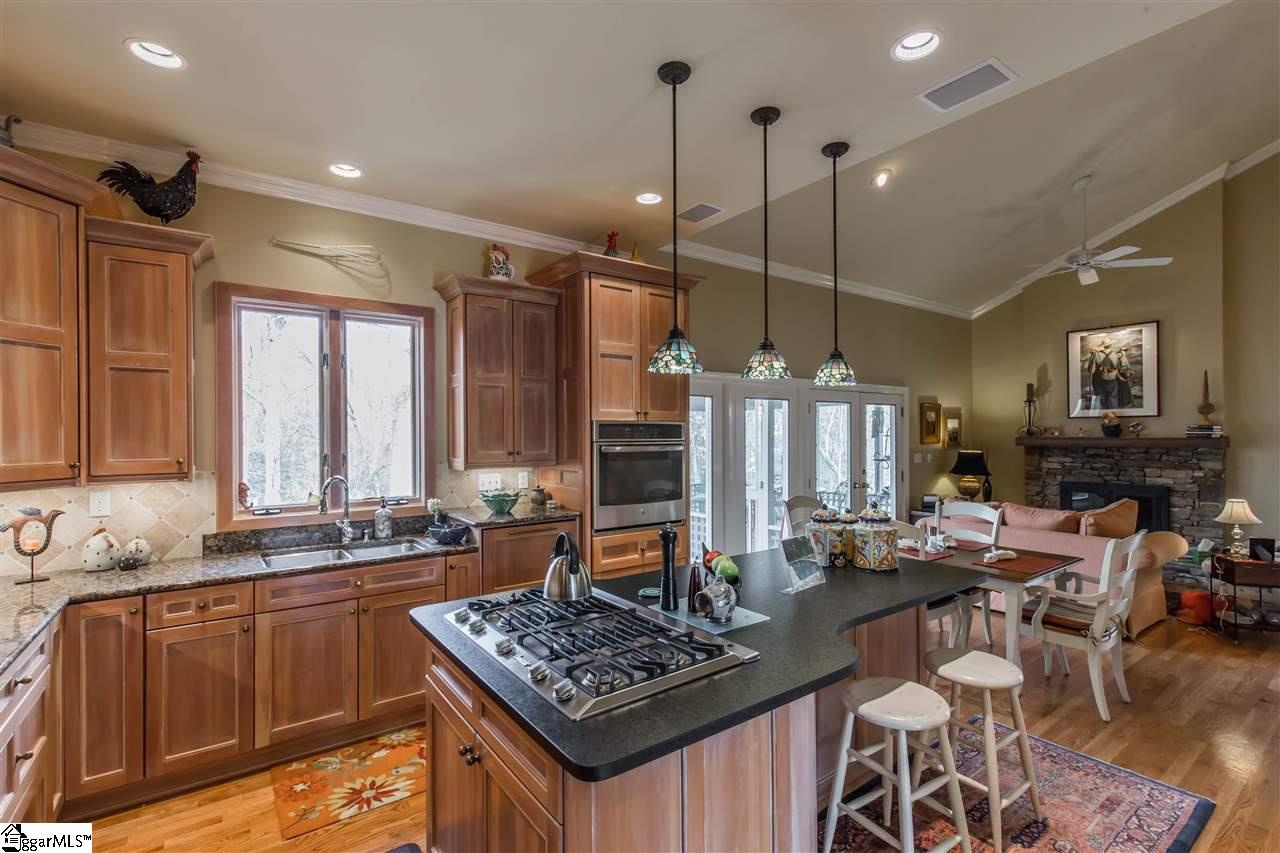 233 Bruce Farm Road Simpsonville, SC 29681 - Photo 18 of 36 Gallery Image 18