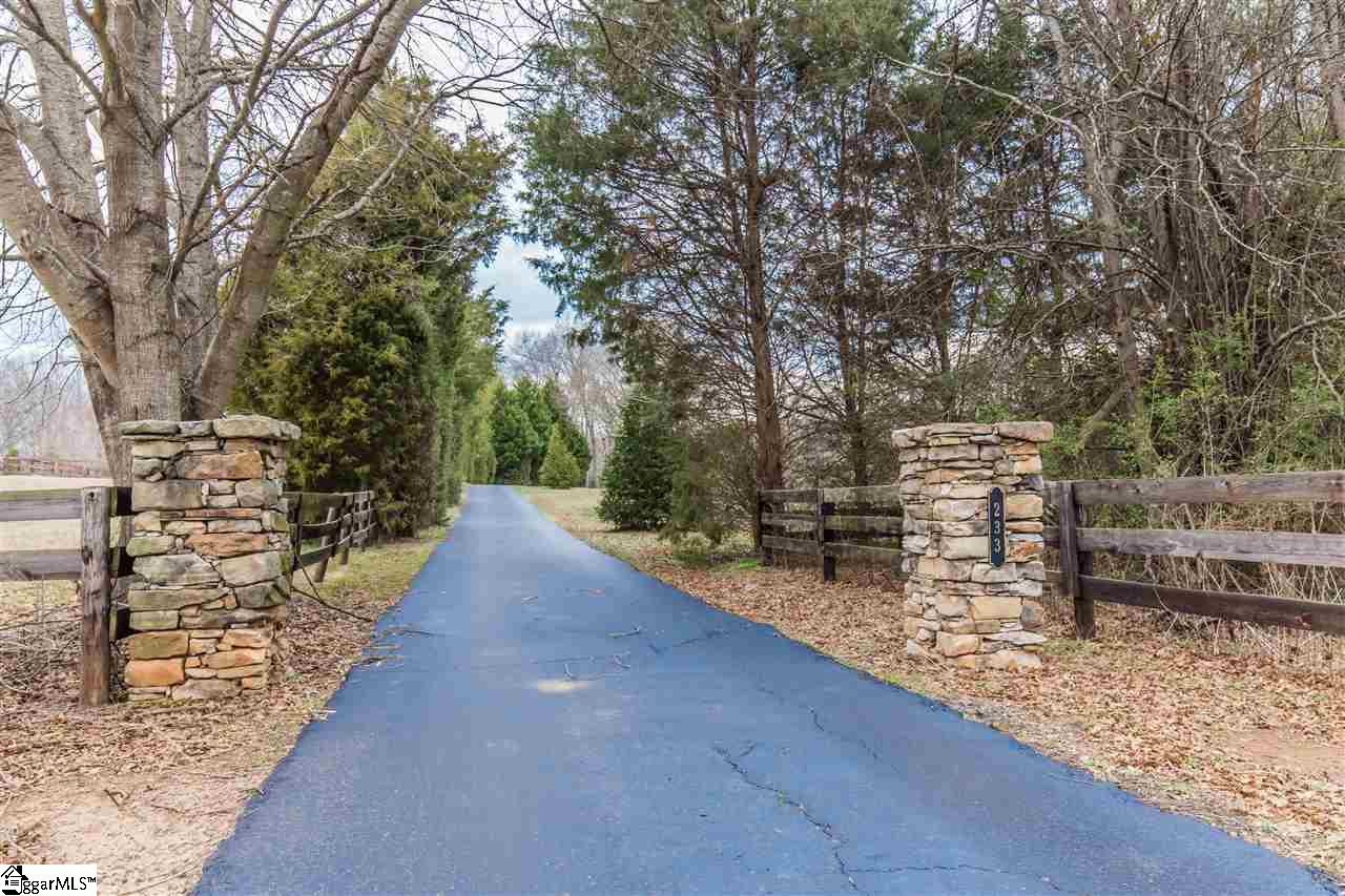 233 Bruce Farm Road Simpsonville, SC 29681 - Photo 35 of 36 Gallery Image 35