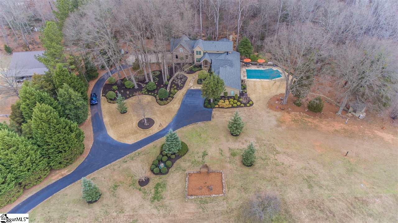 233 Bruce Farm Road Simpsonville, SC 29681 - Photo 7 of 36 Gallery Image 7