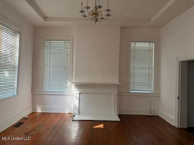 $210,000 | 201 South Center Street, Holly Springs, MS 38635