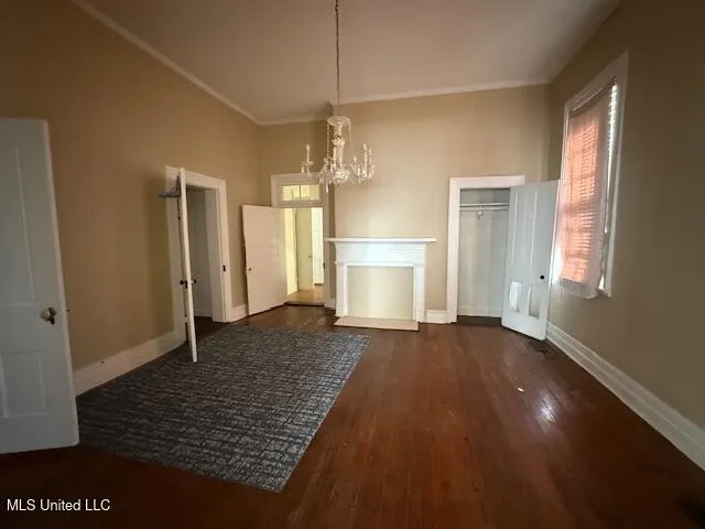 $210,000 | 201 South Center Street, Holly Springs, MS 38635